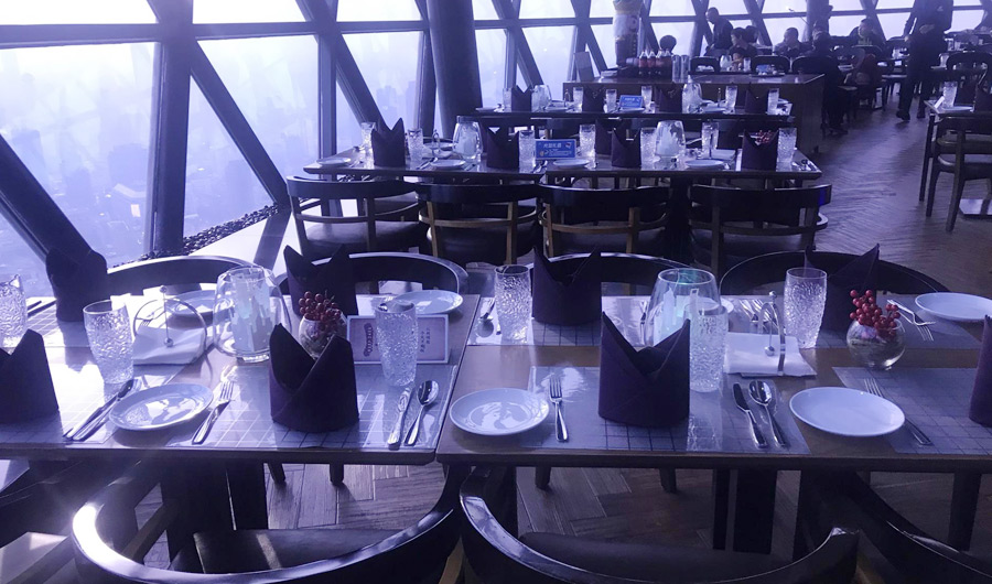 上海兰生大厦旋转餐厅图片