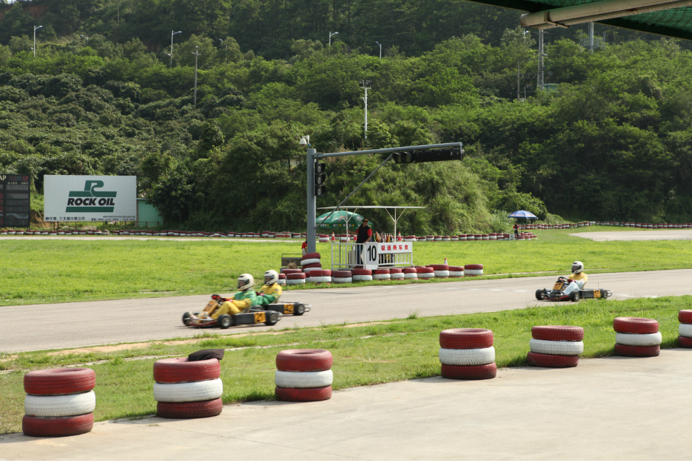 卡丁车初体验-深圳沙井极速赛车场