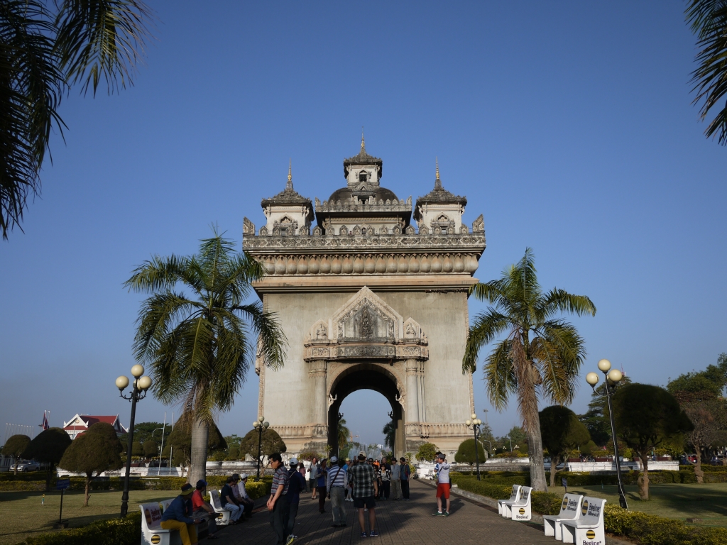 木木君之老挝北部琅勃拉邦万荣万象9天纯图片版游记