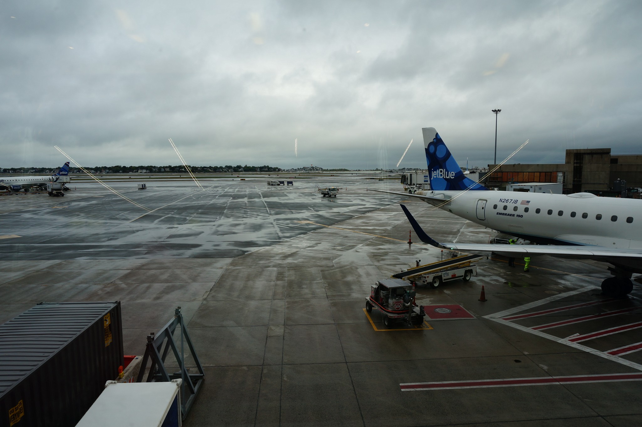 爱德华·劳伦斯·洛根将军国际机场