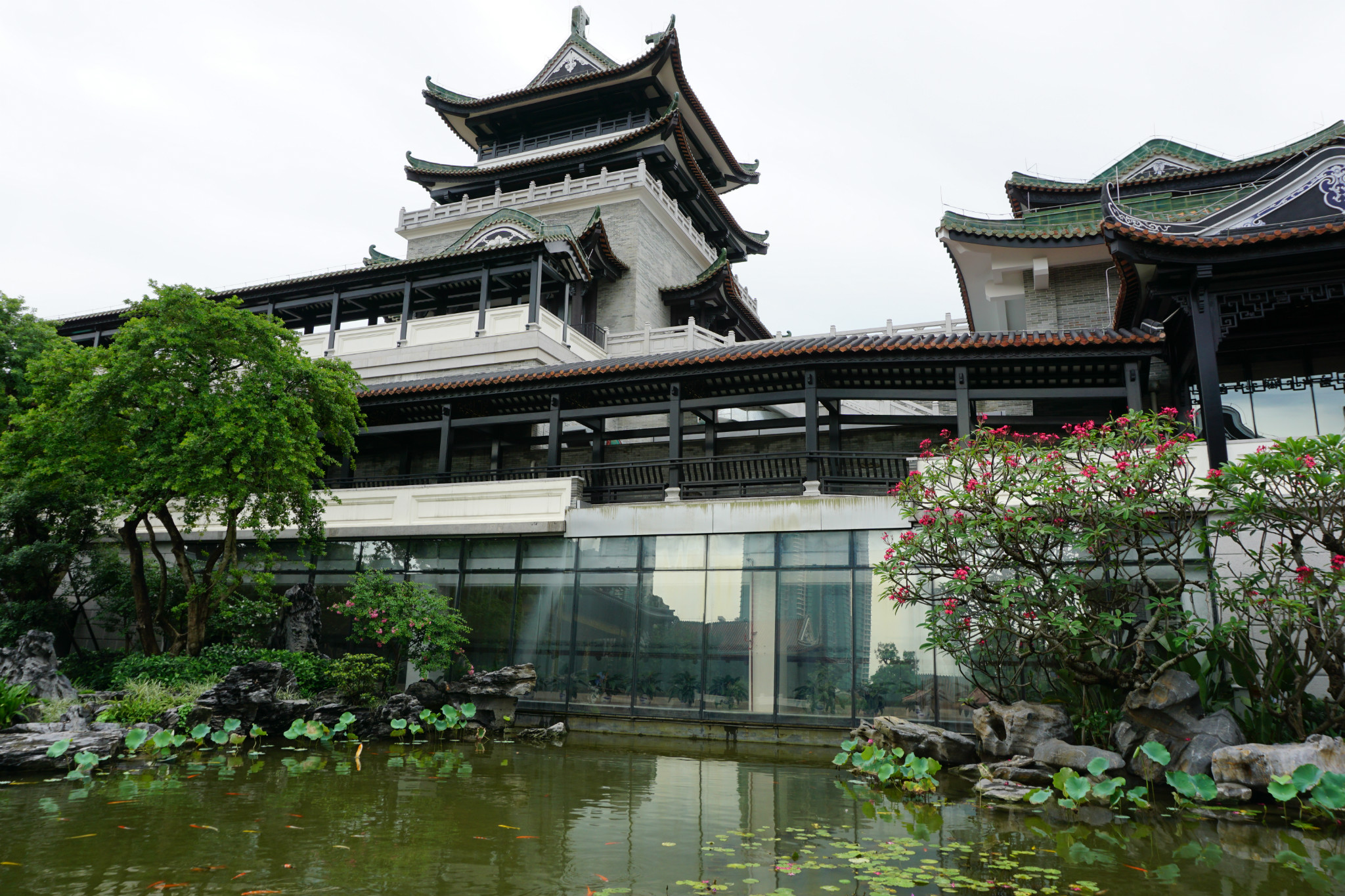 雨中漫遊