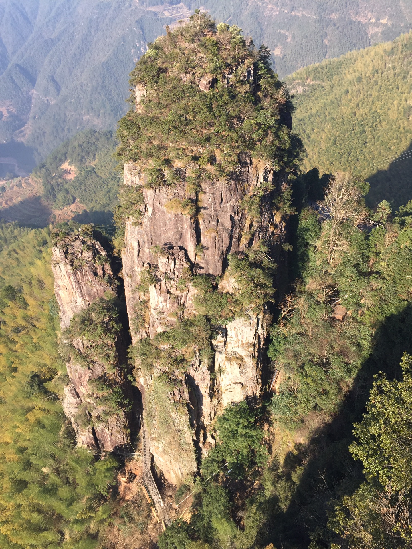 梯田奇山怪石一线天～南尖岩游记_游记