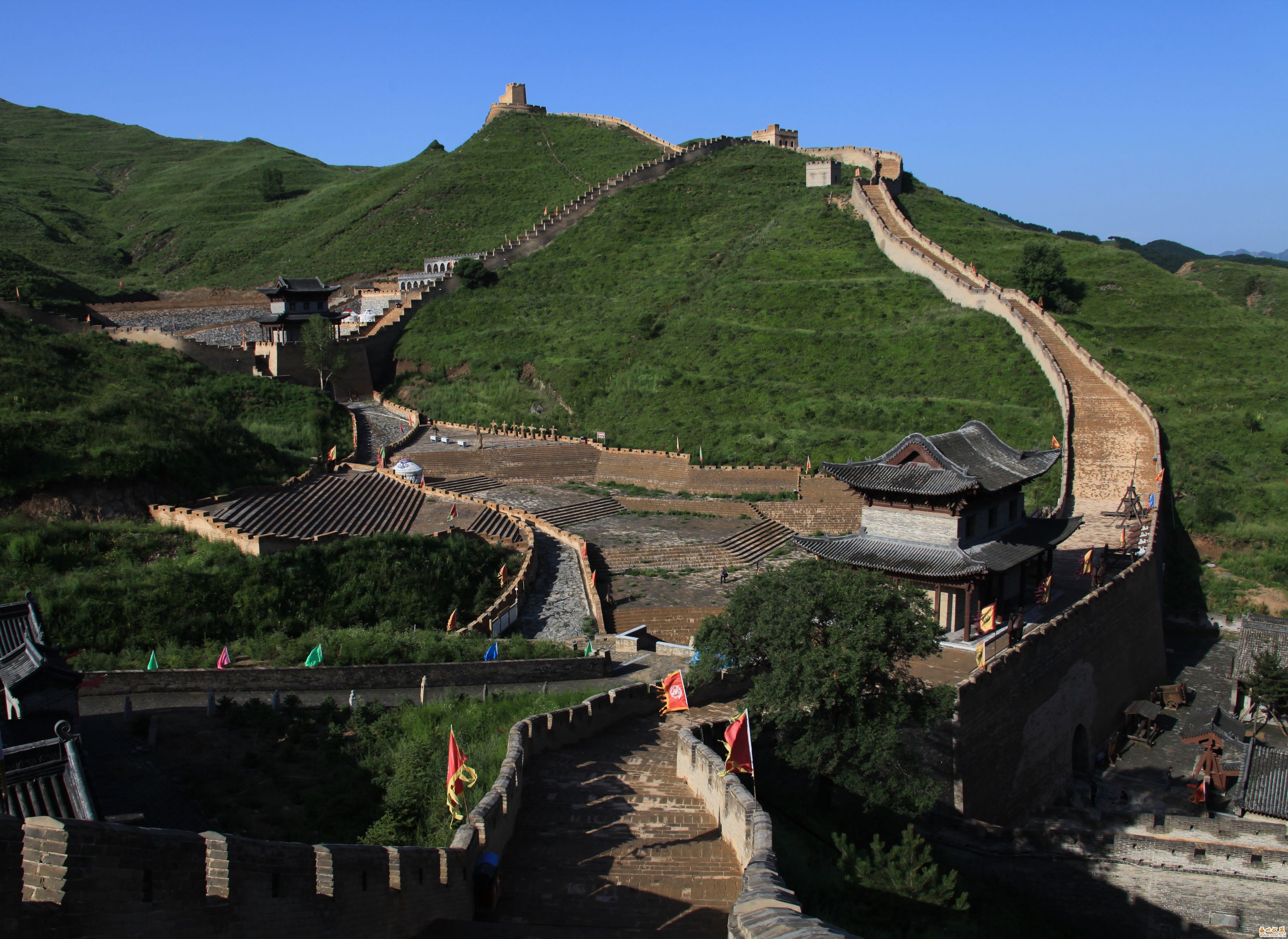 雁門關景區主要分為兩大塊.分別是古雁門關景區,明雁門關景區.