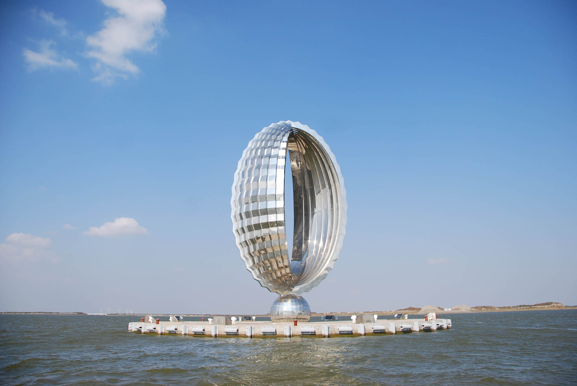 上海,慕名而来的滴水湖 & 南汇嘴观海公园 - 2015.11.15