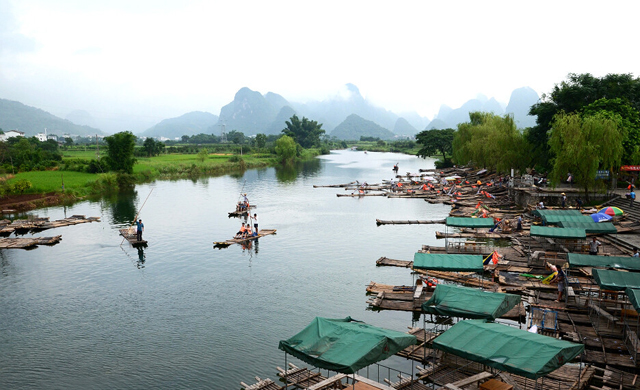 漓江竹筏 银子岩 遇龙河漂流 世外桃源2日游(赠送象鼻山,住1晚阳朔)